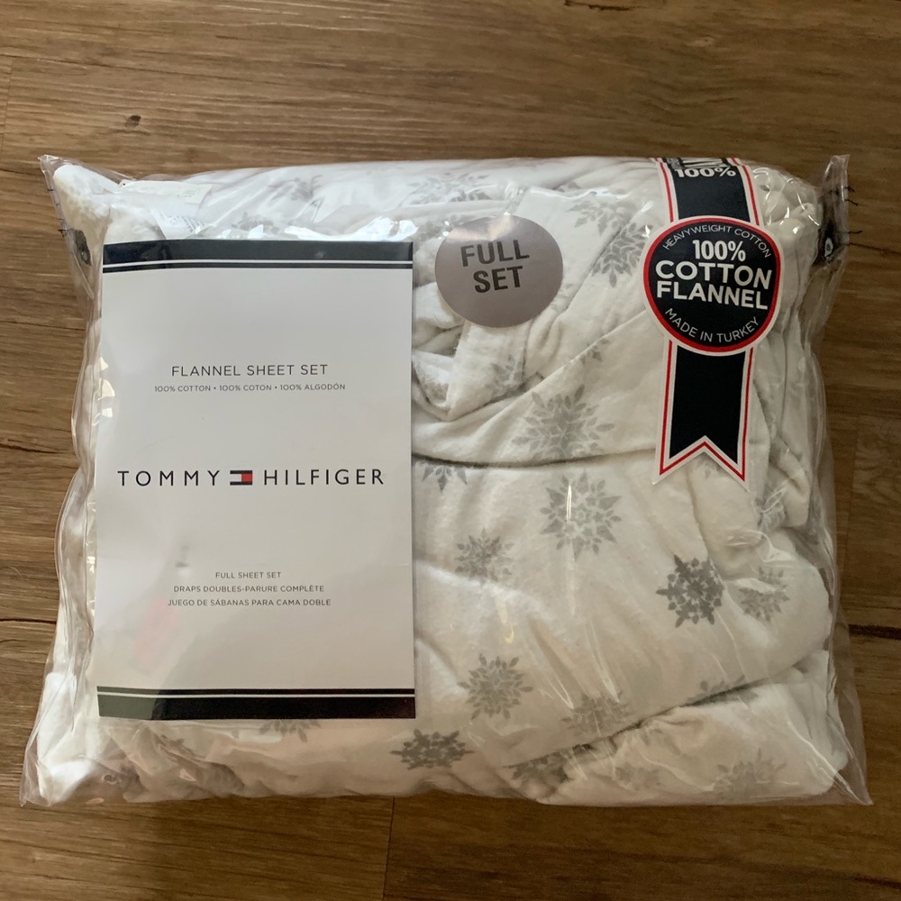 Tommy Hilfiger Flannel FULL sheet set